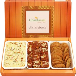 Ghasitaram Gifts Mithai-Soan Papdi, Dodha Barfi and Met...