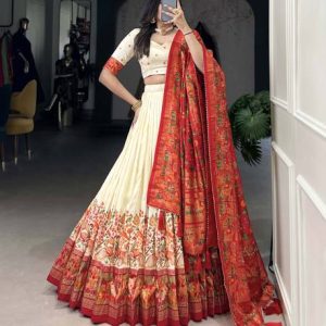 CYNOR ENTERPRISE Floral Print Semi Stitched Lehenga Choli