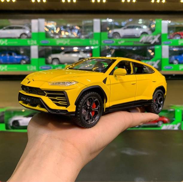 Akvanar 1:24 Lamborghini Urus die cast Metal Car Toy Li...
