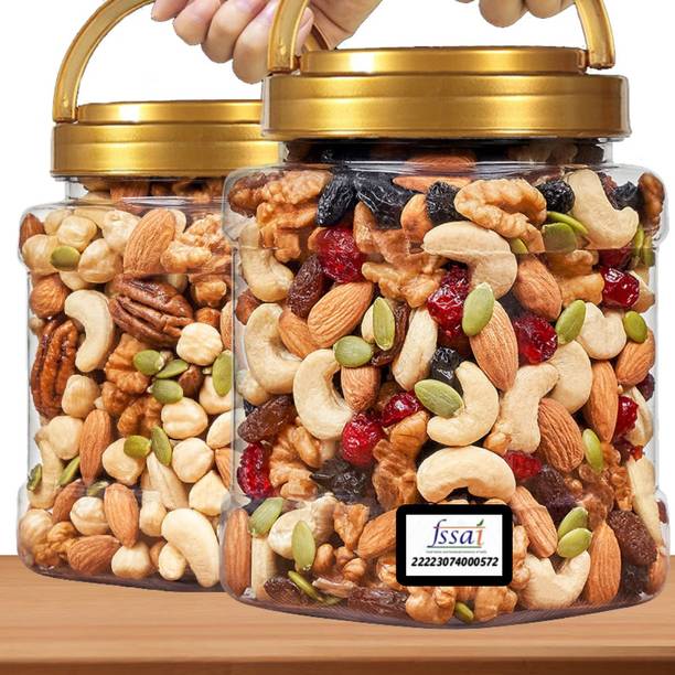 SHIVAAY trail nutmix almonds , cashews , raisins , apri...