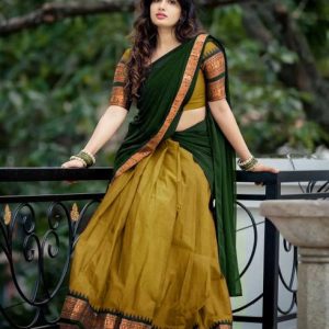 PAVITRAA SAREES Solid Semi Stitched Lehenga Choli