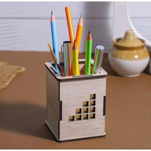 UrbanLane 1 Compartments Wooden Pen stand