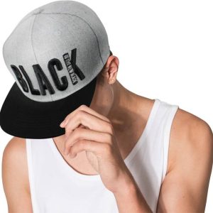Vriraz Snapback Cap