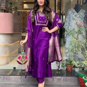 Tasme Women Georgette Kurta Pant Dupatta Set