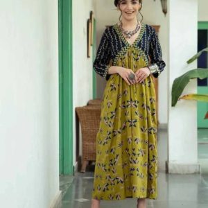 DMPRSN Women Floral Print Viscose Rayon Anarkali Kurta