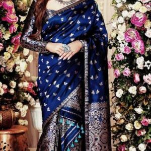 VRAJ CREATION Woven Mekhela Chador Silk Blend Saree