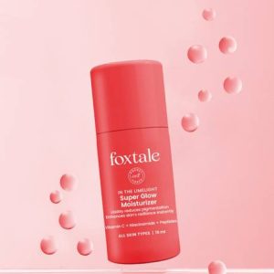 Foxtale Vitamin C Super Glow Moisturiser with Niacinami...