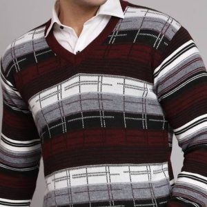 eWools Men Colorblock V Neck Maroon Sweater
